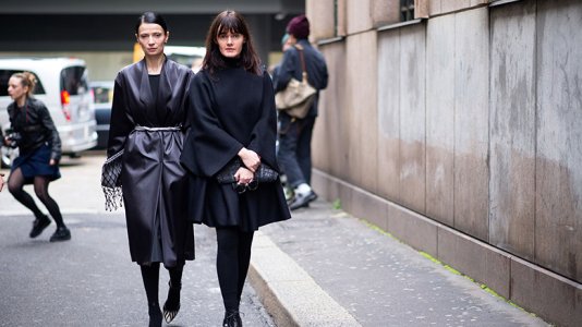 tyle-fashion-week-2014-2015-fall-winter-black-coat.jpg
