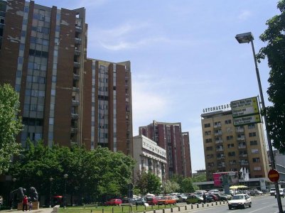 800px-Buildings_in_Skopje[1].jpg