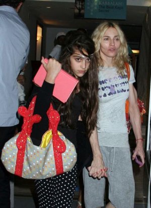 05_Madonna4.jpg