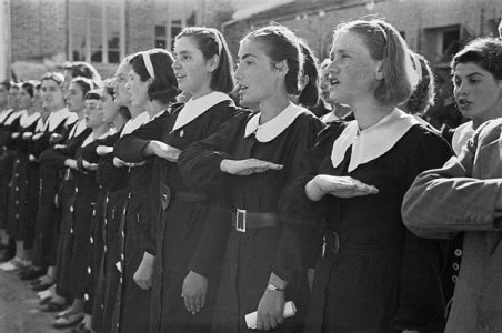 Albanian School Girls Singing2.jpg