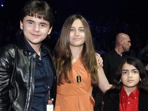 parisjackson-300x225.jpg parisjackson-300x225.jpg