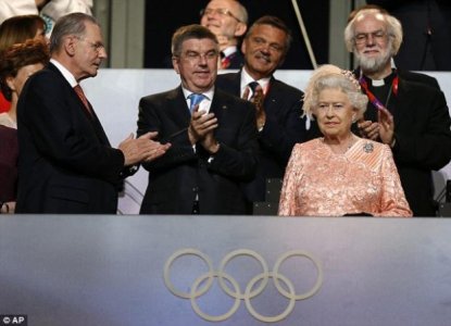 queen-2.jpg queen-2.jpg