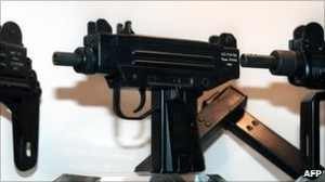 uzi-300x168.jpg uzi-300x168.jpg