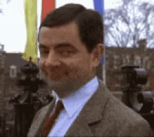 mr-beann-rowan-atkinson.gif