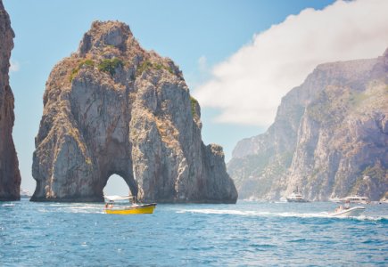 capri-letizia-agosta-unsplash.jpg