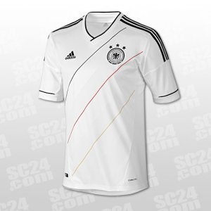 17860d1321019701-neues-deutschland-trikot-em-2012-dfb-auswaerts-trikot-gruen-deutschland-trikot.jpg