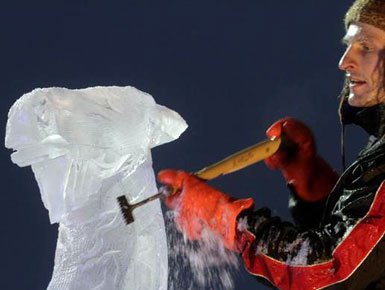 skulptor-akulli.jpg skulptor-akulli.jpg