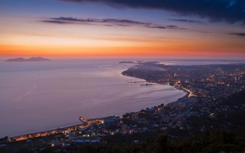 Vlora_City_In_Albania_Wide.jpg