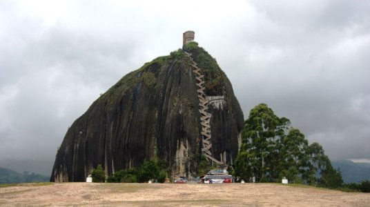 el-penon-de-guatape2.jpg