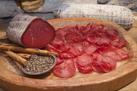 bresaola_della_valtellina.jpg