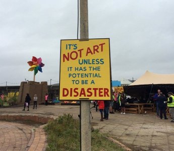 banksy-theme-park-dismaland-10.900x600.jpg