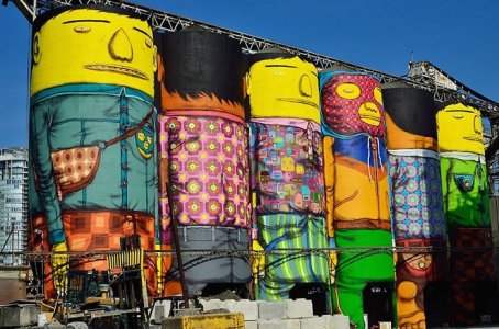 graffiti-industrial-silos-os-gemeos-4__700.900x600.jpg graffiti-industrial-silos-os-gemeos-4__700.900x600.jpg