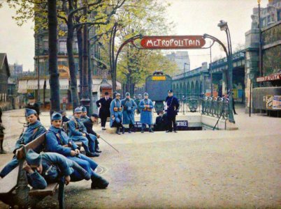 vintage-color-photos-paris-albert-kahn-124__880.jpg