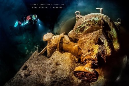 -Magical-Underwater-World-of-Albanian-Caves14__700.jpg -Magical-Underwater-World-of-Albanian-Caves14__700.jpg