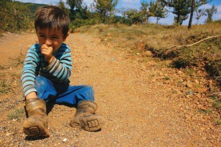 “Shqipëria e varfër, nuk pranohet në BE pasi ende trafikon njerëz dhe drogë”