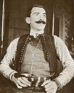 gurakuqi.jpg