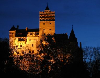 CastelulBran.jpg CastelulBran.jpg