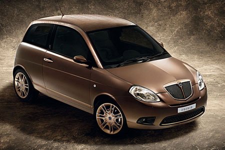 lancia-ypsilon-versus-by-versace_0.jpg