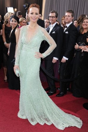 Berenice-Bejo-jpg_091105.jpg
