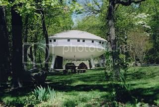 crazy-house-4.jpg