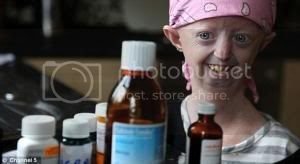 ajza-14-vjecare-qe-i-perket-moshes-105-vjec-foto-2.jpg