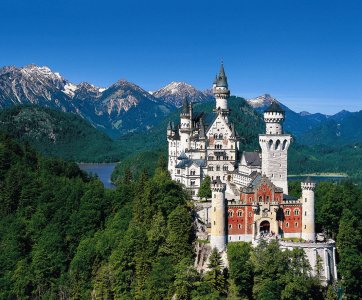 Castle_Neuschwanstein.jpg