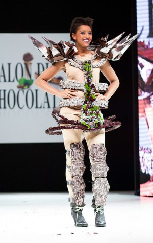 vestiti-di-cioccolata-parigi-2012.jpg