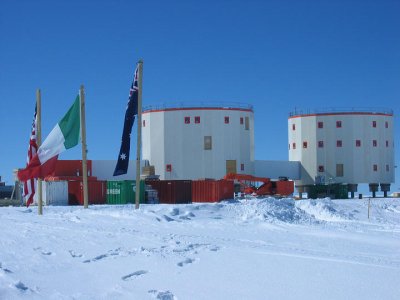 base_dome_concordia.jpg