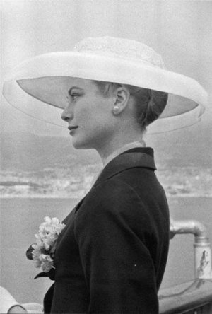 Grace Kelly.jpg