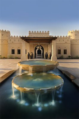 Royal-Pavilion-courtyard-AQA_950.jpg