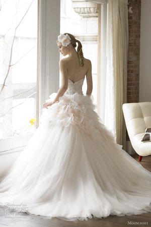 moonlight-fall-2012-pink-wedding-dress.jpg