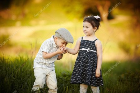 depositphotos_19538239-little-boy-kissed-a-girl.jpg