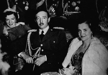 Zog, King of Albania.jpg