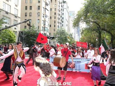 medium_parada-NYC%202008%20116.jpg