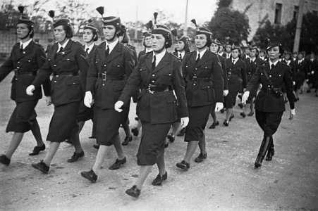 Albanian Girls' Battalion 3.jpg