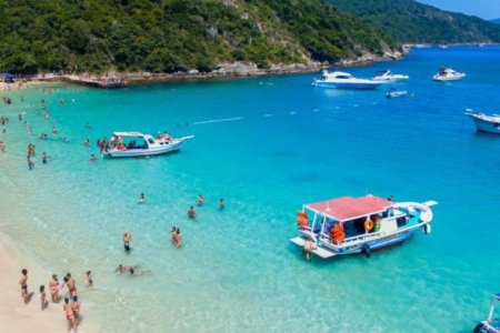 Arraial-do-Cabo-brasil.jpg