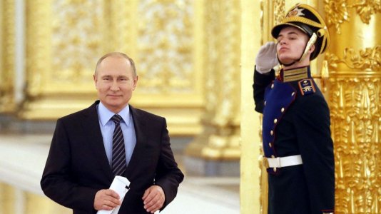 putin-i-perjetshem-1024x576.jpg