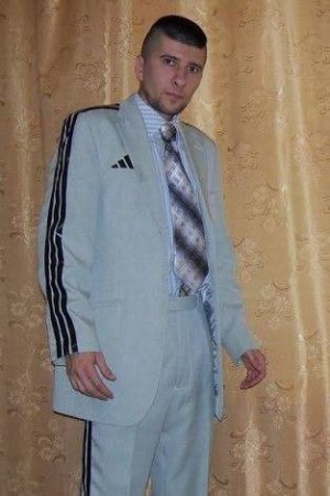 a3bd9ae93405ec71d7d11b09672dcb41--adidas-russia.jpg