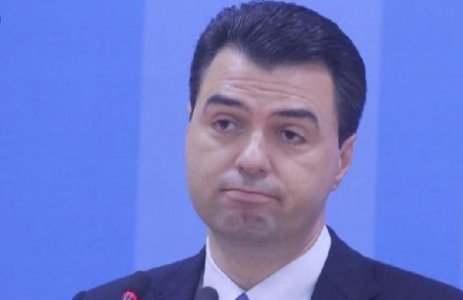 auto_auto_Lulzim_Basha_konference16378733261639088931.jpg