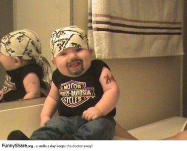 Gangsta-Baby-Funny-Picture.jpg