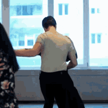 eszan-tango-dance.gif