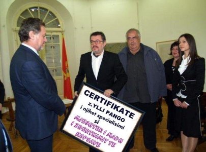 certifikate mjeshter ne zberthimin e kopsave.jpg