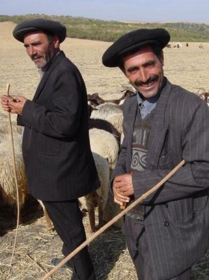 theworld2002.1032153420.market-goatman2.jpg