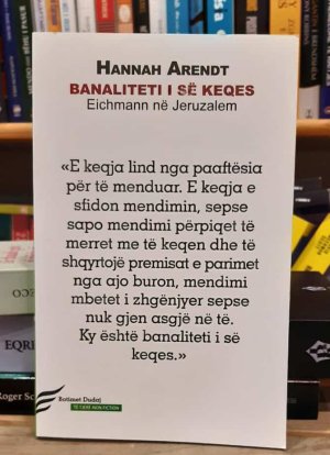 Banaliteti-i-se-keqes-Eichmann-ne-JeruzalemHannah-Arendt-768x1057.jpg