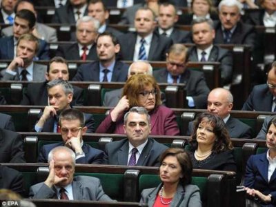 deputetja1.jpg