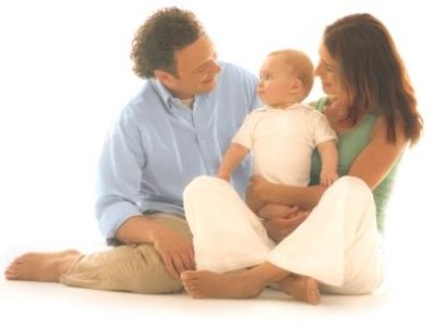 parents_with_baby_3_hr_HQ1.jpg parents_with_baby_3_hr_HQ1.jpg