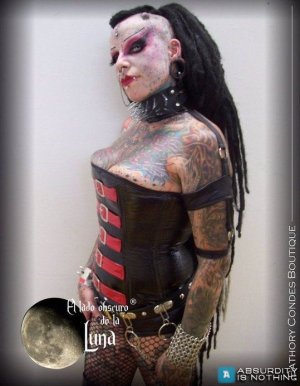 La_Donna_Vampiro-3.jpg