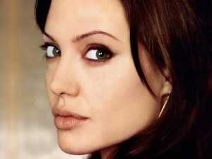 Jolie1-300x225.jpg Jolie1-300x225.jpg