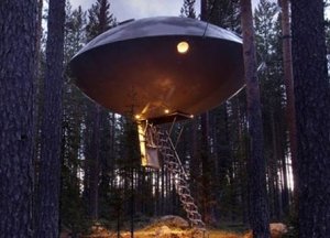 ufo-hotel-sweden.jpg