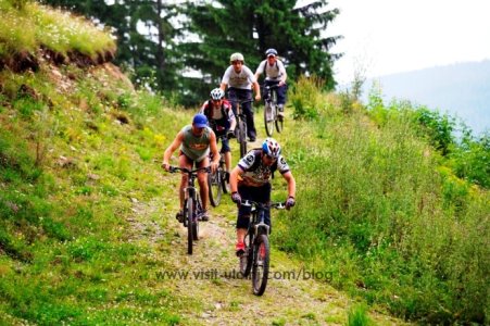 Biking-in-Montenegro.3.jpg